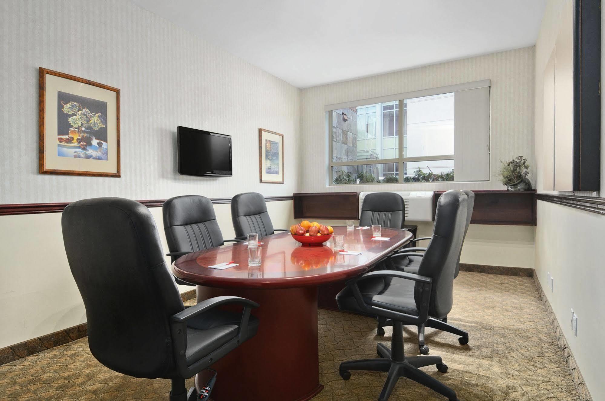 Surestay By Best Western Richmond Vancouver Airport Exterior foto